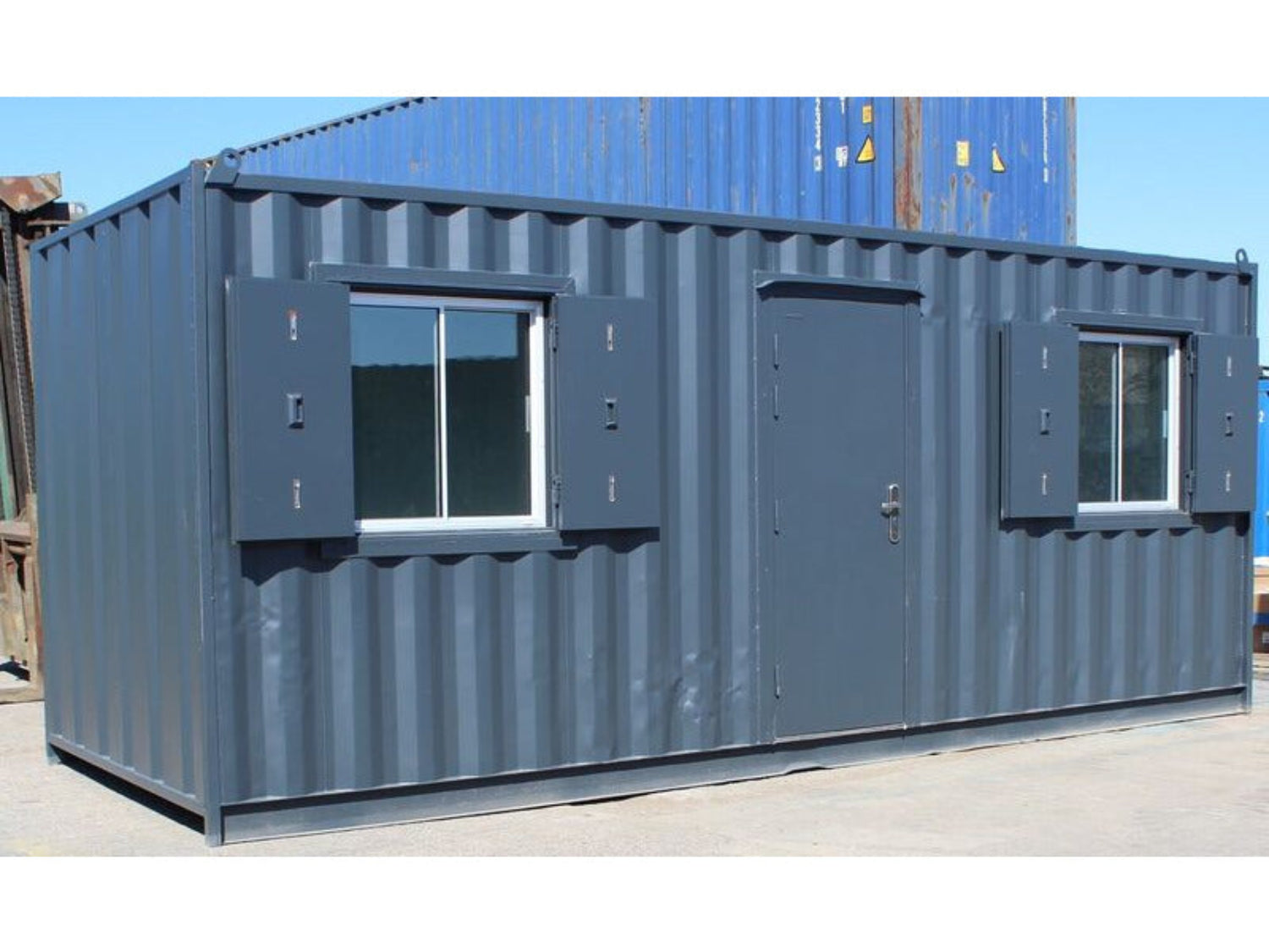 20ft kantoorcontainer met 2 ramen