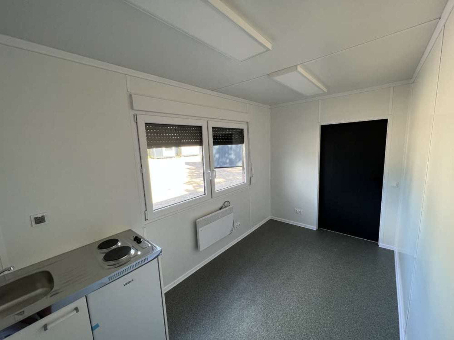 Container kantoor, keuken, WC en douche 6.00 x 2.43m